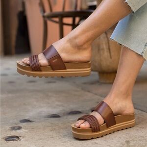 Platform slides